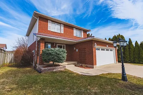 110 Highbury Drive Hamilton ON L8J 3P4