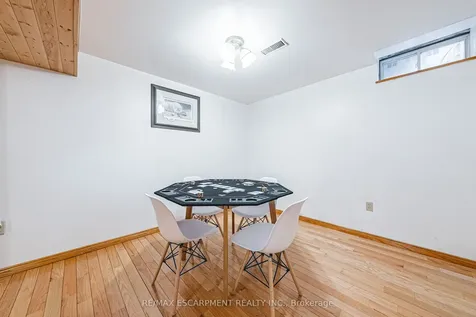 110 Highbury Drive Hamilton ON L8J 3P4