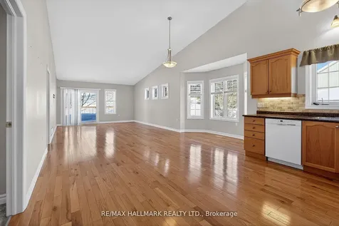 86 Village Crescent Peterborough ON K9J 8S7