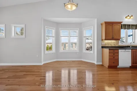 86 Village Crescent Peterborough ON K9J 8S7