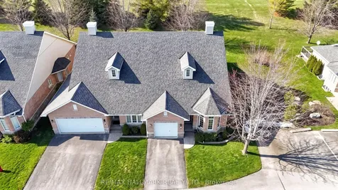86 Village Crescent Peterborough ON K9J 8S7