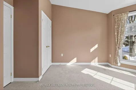 86 Village Crescent Peterborough ON K9J 8S7