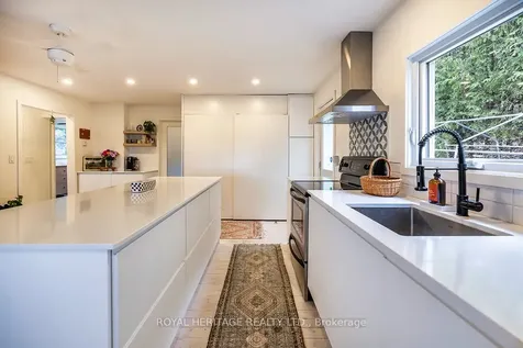 5139 Halstead Beach Road 275 Road Hamilton Township ON K0L 1E0