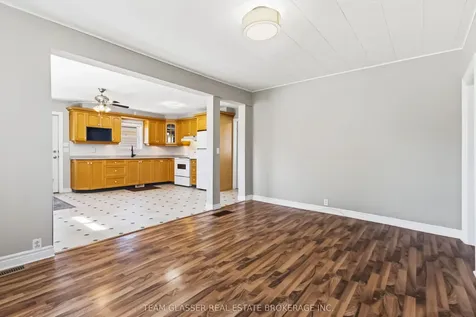 208 Ellor Street Strathroy-caradoc ON N7G 2L3