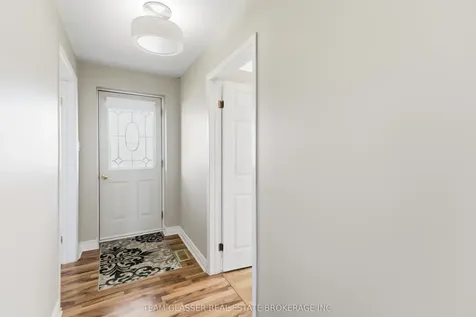 208 Ellor Street Strathroy-caradoc ON N7G 2L3
