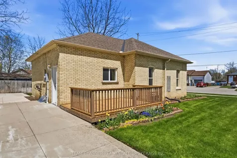 208 Ellor Street Strathroy-caradoc ON N7G 2L3