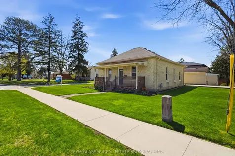 208 Ellor Street Strathroy-caradoc ON N7G 2L3