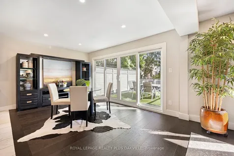 679 Greenravine Drive Hamilton ON L9G 4C7