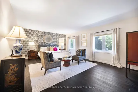 679 Greenravine Drive Hamilton ON L9G 4C7