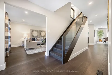 679 Greenravine Drive Hamilton ON L9G 4C7