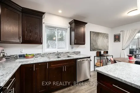 102 Davis Street E Quinte West ON K8V 4L1