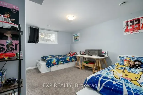 102 Davis Street E Quinte West ON K8V 4L1