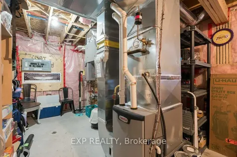 102 Davis Street E Quinte West ON K8V 4L1