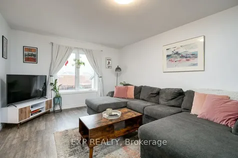 102 Davis Street E Quinte West ON K8V 4L1