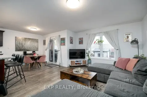 102 Davis Street E Quinte West ON K8V 4L1