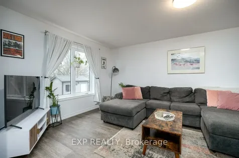 102 Davis Street E Quinte West ON K8V 4L1