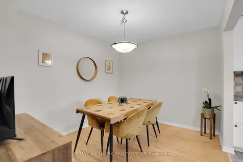 55 Bering Court Kanata ON K2L 2B8