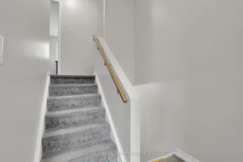 55 Bering Court Kanata ON K2L 2B8