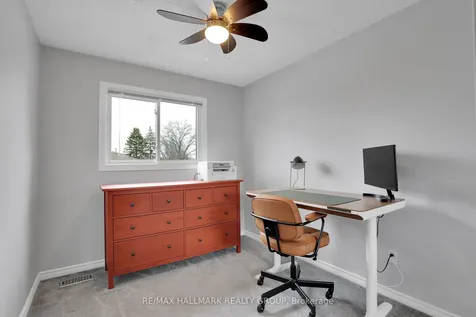 55 Bering Court Kanata ON K2L 2B8