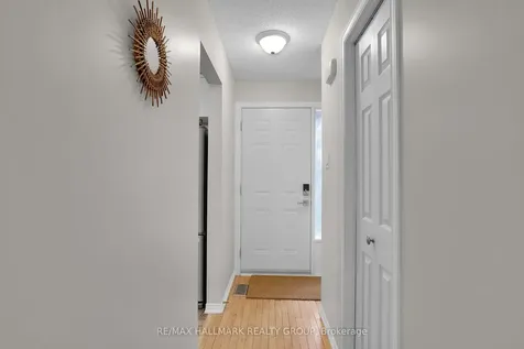 55 Bering Court Kanata ON K2L 2B8