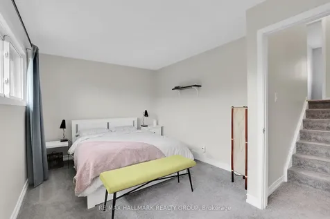 55 Bering Court Kanata ON K2L 2B8
