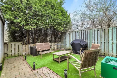 55 Bering Court Kanata ON K2L 2B8