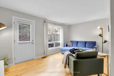 55 Bering Court Kanata ON K2L 2B8
