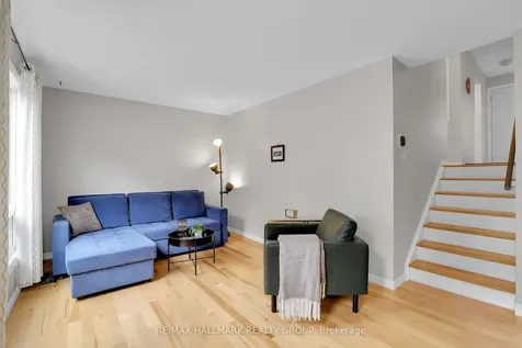 55 Bering Court Kanata ON K2L 2B8