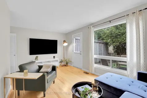 55 Bering Court Kanata ON K2L 2B8