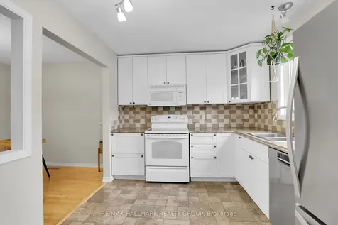 55 Bering Court Kanata ON K2L 2B8