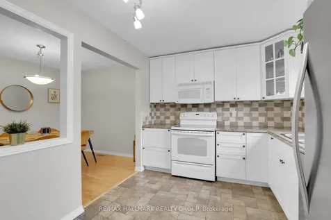 55 Bering Court Kanata ON K2L 2B8