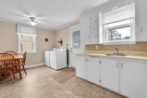 229 St Lawrence Street W Centre Hastings ON K0K 2K0