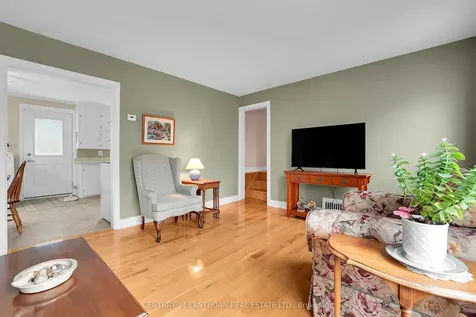 229 St Lawrence Street W Centre Hastings ON K0K 2K0