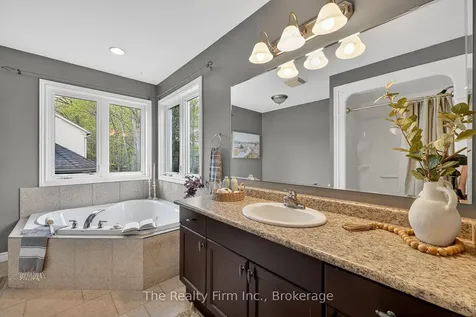 155 Forestway Trail Woodstock ON N4S 9A7