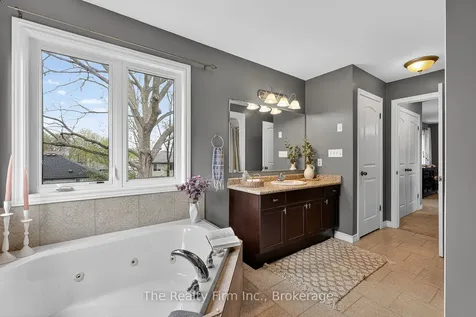 155 Forestway Trail Woodstock ON N4S 9A7
