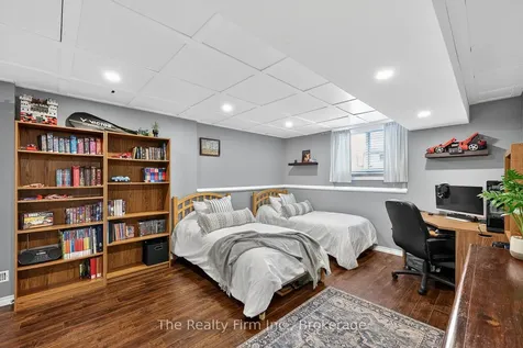 155 Forestway Trail Woodstock ON N4S 9A7