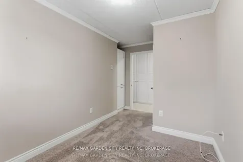 4658 Drummond Road Niagara Falls ON L2E 7E1