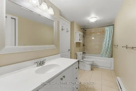 4658 Drummond Road Niagara Falls ON L2E 7E1