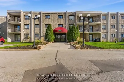 4658 Drummond Road Niagara Falls ON L2E 7E1