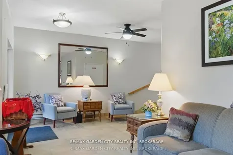 4658 Drummond Road Niagara Falls ON L2E 7E1