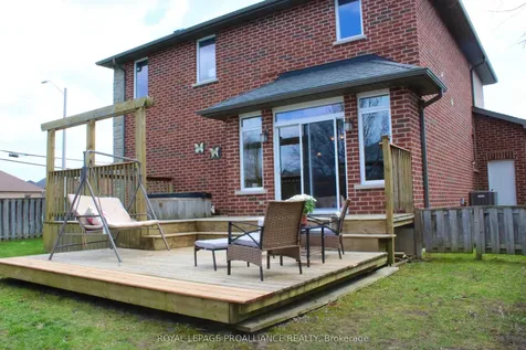 2 Meagher Place Belleville ON K8P 0A4