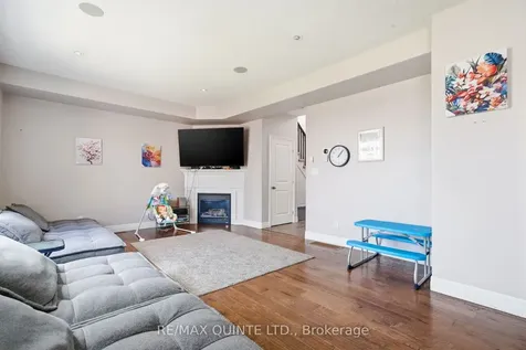 47 Hanover Court Belleville ON K8N 0B1