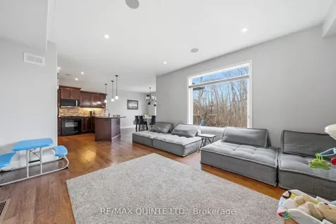 47 Hanover Court Belleville ON K8N 0B1