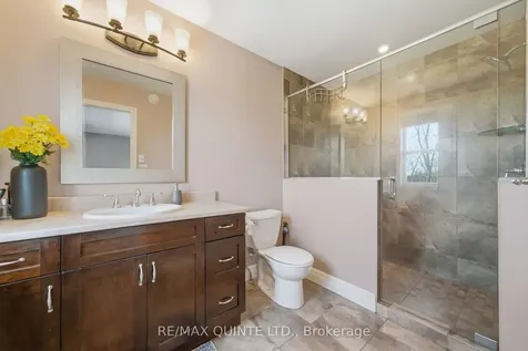 47 Hanover Court Belleville ON K8N 0B1