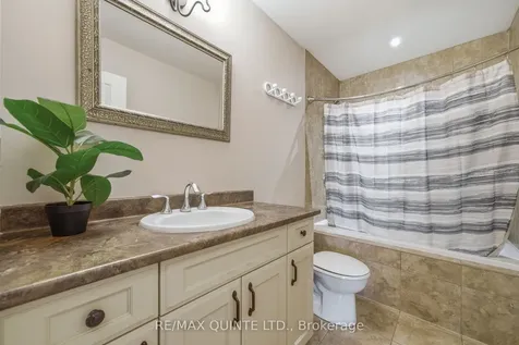 47 Hanover Court Belleville ON K8N 0B1