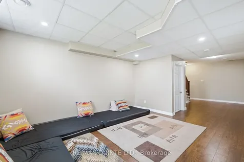 47 Hanover Court Belleville ON K8N 0B1