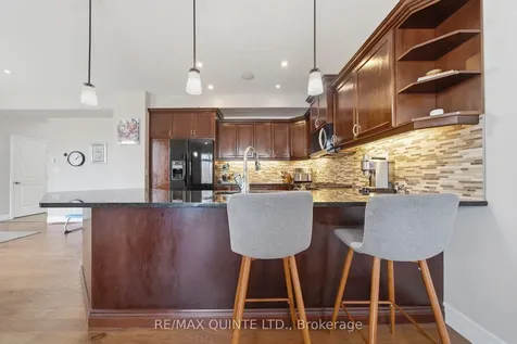 47 Hanover Court Belleville ON K8N 0B1