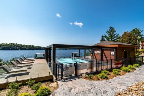727 Grandview Drive Huntsville ON P1H 2J5