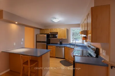 1 Newcastle Avenue Kanata ON K2K 2R2