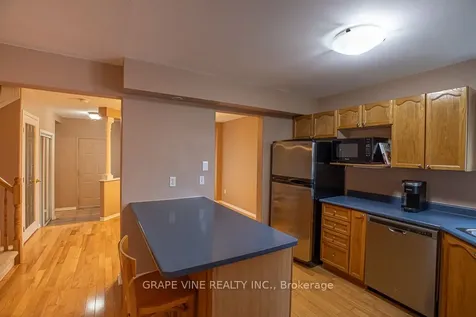 1 Newcastle Avenue Kanata ON K2K 2R2